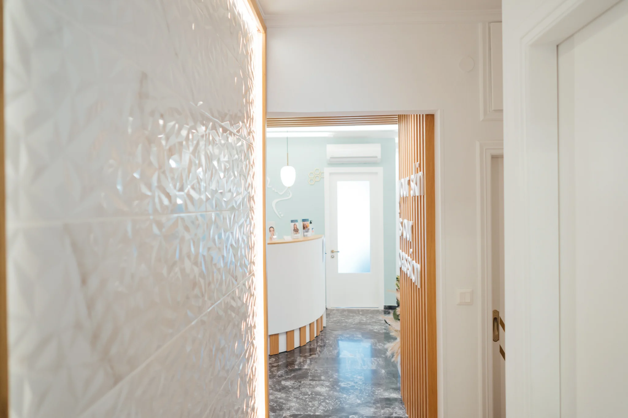 architectural dermatological clinic img3