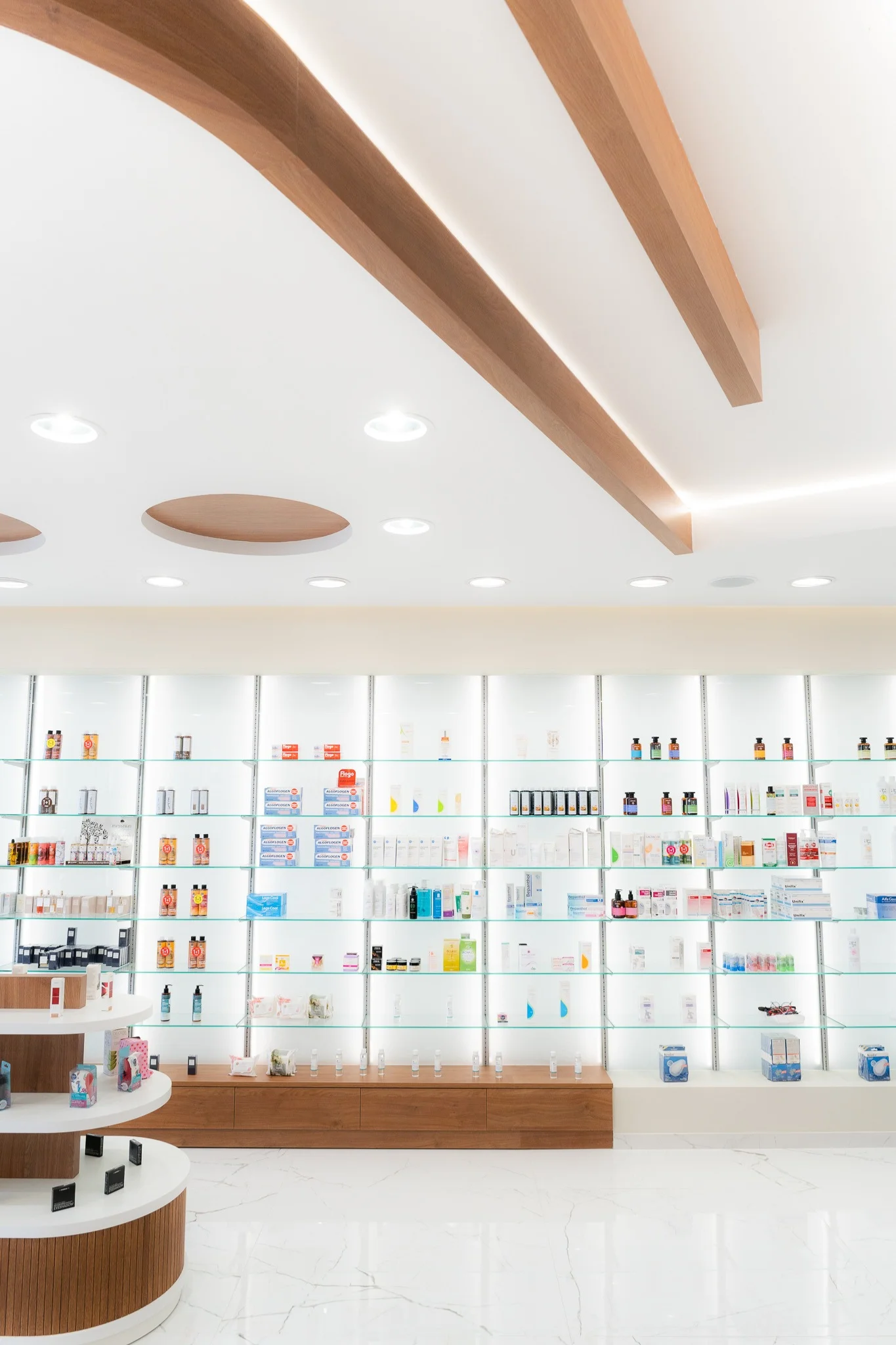 Kaldis Pharmacy – Tsikandilakis Architects